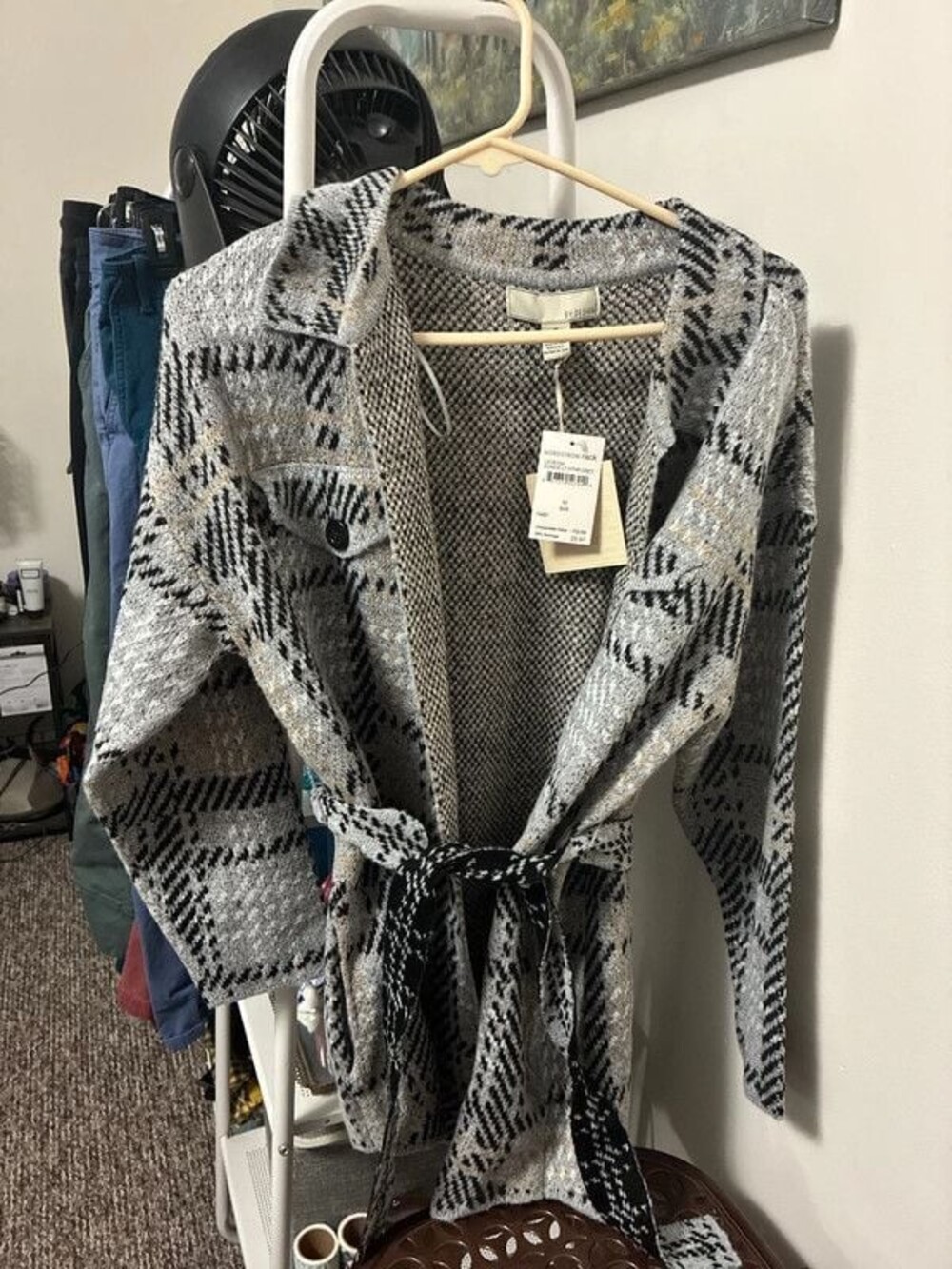 NWT by design women’s cardigan sweater belt grey black tan white sz medium